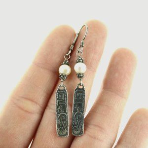 925 Sterling silver and pearl earrings